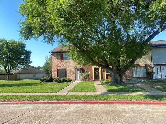 12177 Sharpview Drive, Houston, TX 77072