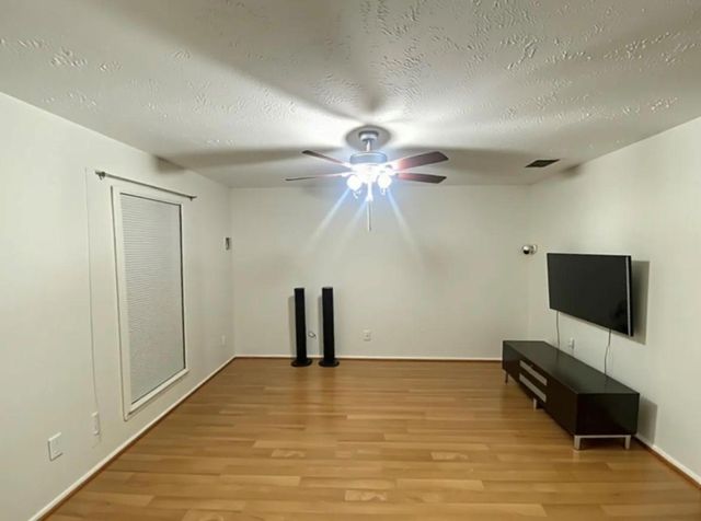 12177 Sharpview Drive, Houston, TX 77072