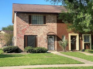 12177 Sharpview Drive, Houston, TX 77072