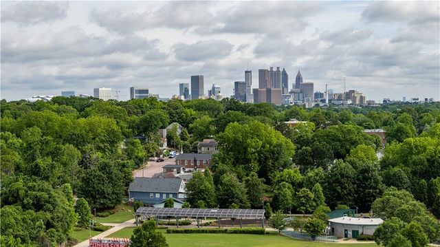 334 Skylar Court SE 102, Atlanta, GA 30315