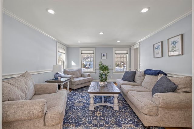 15 School Street, Fairhaven, MA 02719