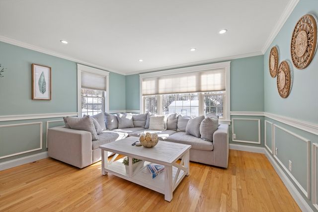 15 School Street, Fairhaven, MA 02719