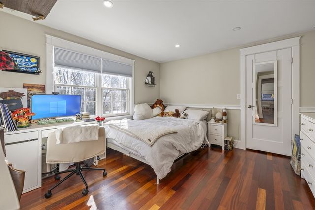 15 School Street, Fairhaven, MA 02719