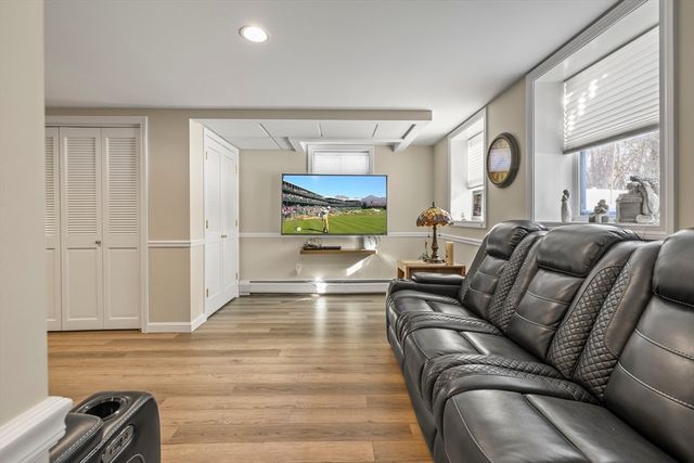 15 School Street, Fairhaven, MA 02719