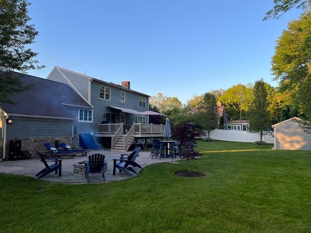 15 School Street, Fairhaven, MA 02719