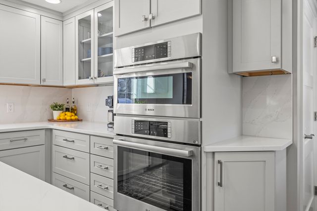 15 School Street, Fairhaven, MA 02719