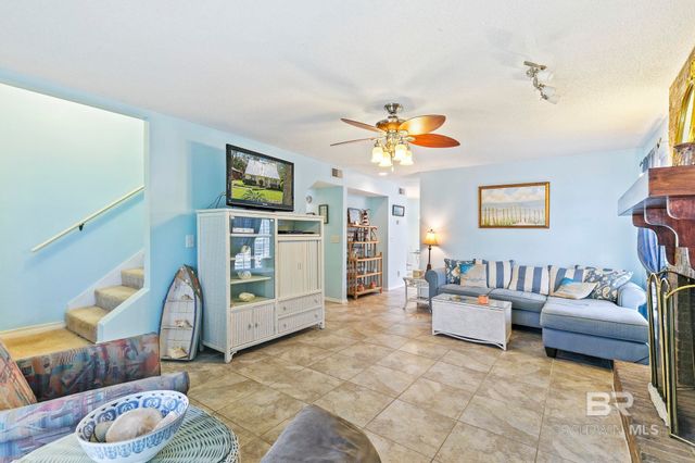 809 E 23rd Avenue, Gulf Shores, AL 36542