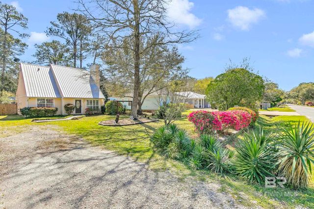 809 E 23rd Avenue, Gulf Shores, AL 36542