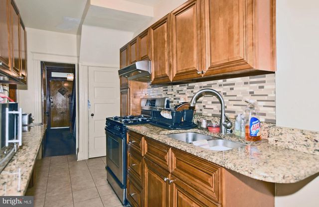 1415 ORREN ST NE, Washington, DC 20002