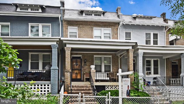 1415 ORREN ST NE, Washington, DC 20002