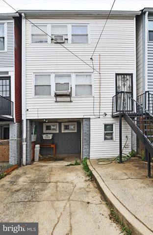 1415 ORREN ST NE, Washington, DC 20002
