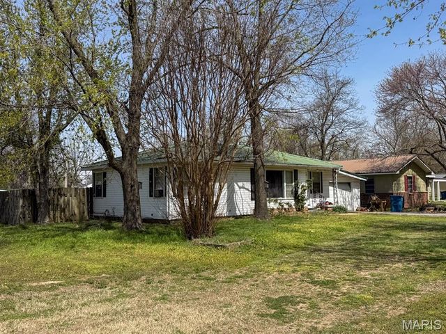 604 Highway J, Malden, MO 63863