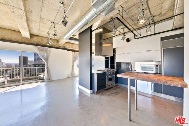 101 California Avenue 1006, Santa Monica, CA 90403