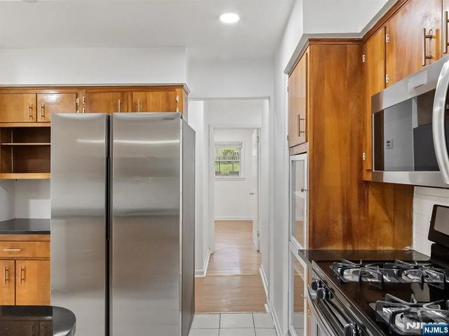 168 County Road, Cresskill, NJ 07626