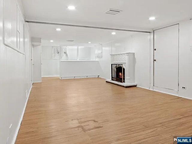 168 County Road, Cresskill, NJ 07626