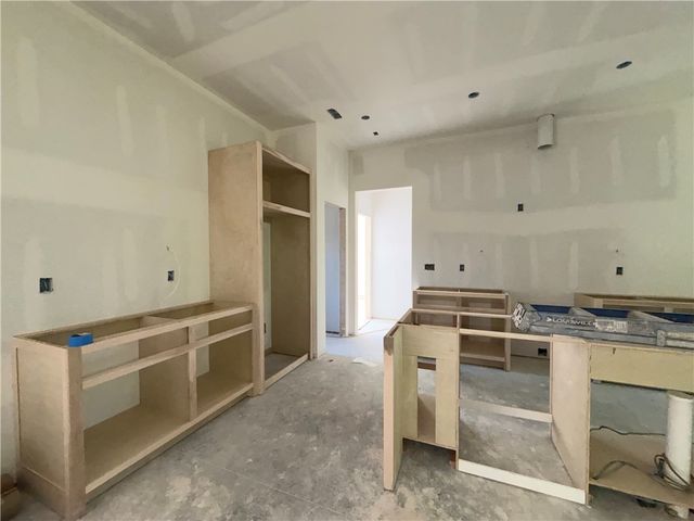 2 Davington Lane, Bella Vista, AR 72715