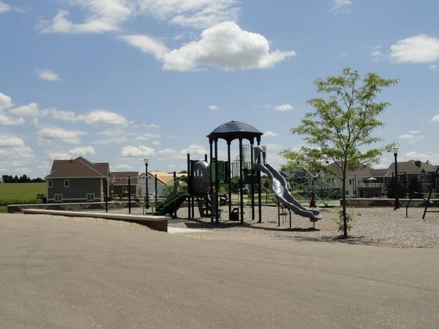 L118 Naomi Trail, Sun Prairie, WI 53590