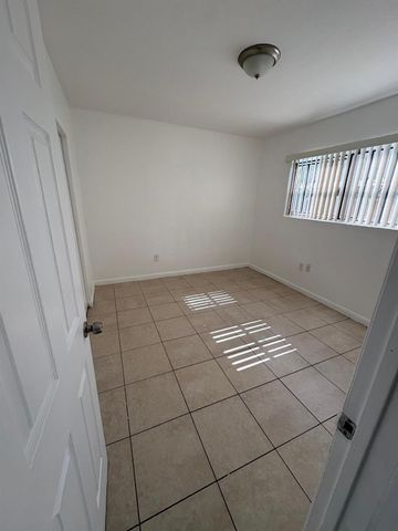 750 NW 56th Street 4, Miami, FL 33127