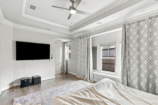 405 Sir Torin Lane, Lewisville, TX 75056