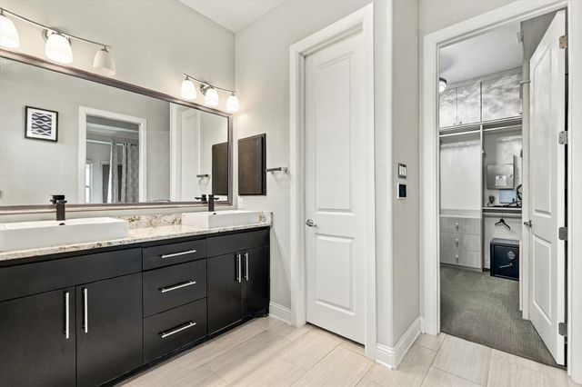 405 Sir Torin Lane, Lewisville, TX 75056