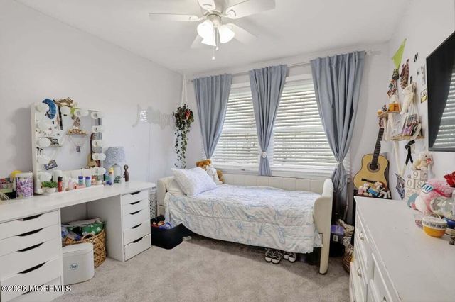 10 Wayne Court, Manalapan, NJ 07726