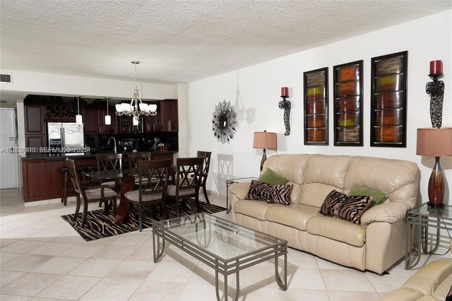 3725 S Ocean Drive 508, Hollywood, FL 33019