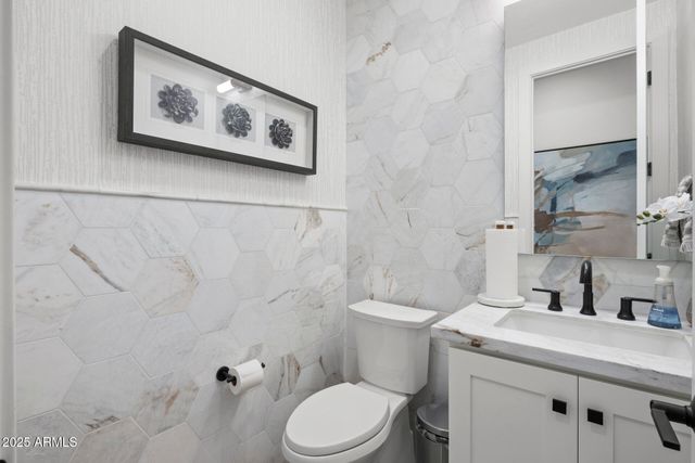 2153 E CHERRYWOOD Place, Chandler, AZ 85249