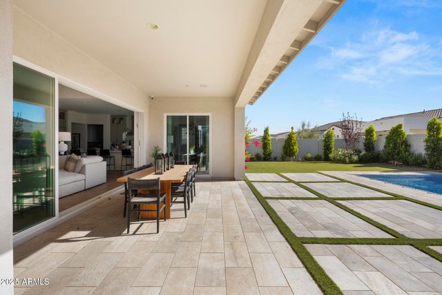 2153 E CHERRYWOOD Place, Chandler, AZ 85249