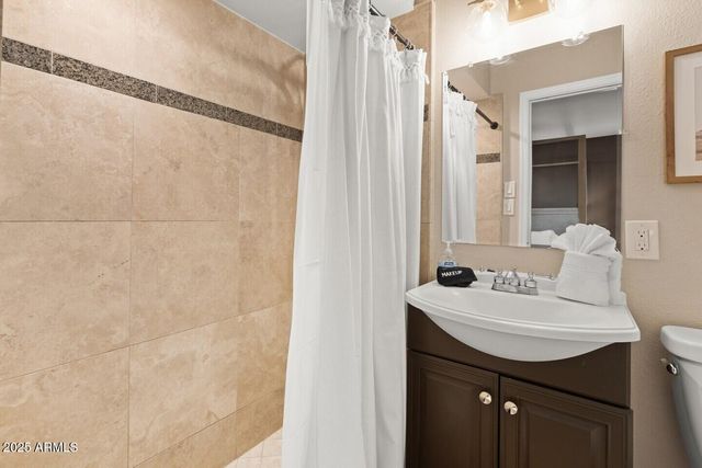 6419 E CAMBRIDGE Avenue, Scottsdale, AZ 85257