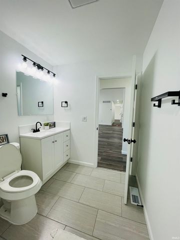 23902 Oak Dale Street, Elkhart, IN 46516