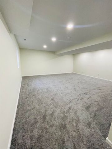 23902 Oak Dale Street, Elkhart, IN 46516