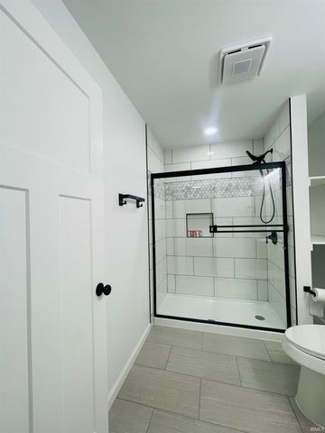 23902 Oak Dale Street, Elkhart, IN 46516