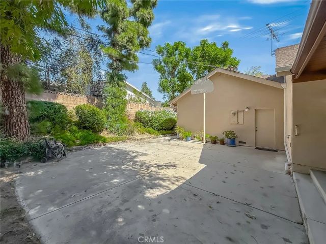 9525 Encino, Northridge, CA 91325