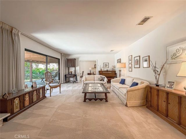9525 Encino, Northridge, CA 91325