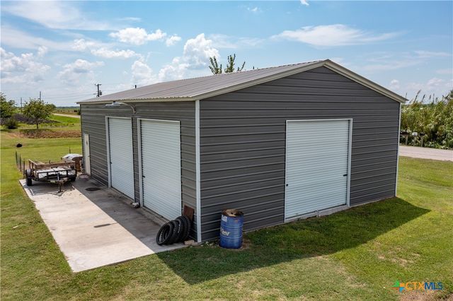 2507 Boyd Road, Port Lavaca, TX 77979