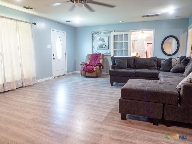 2507 Boyd Road, Port Lavaca, TX 77979