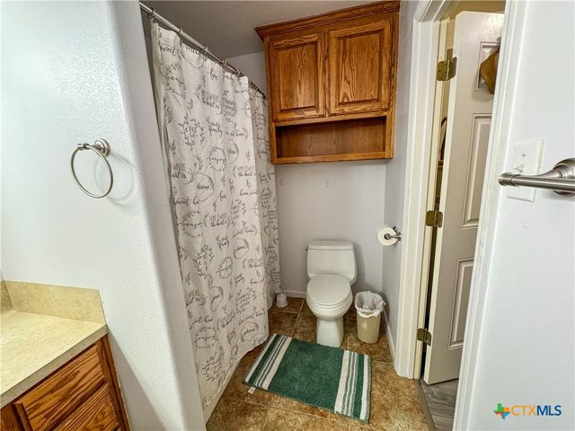 2507 Boyd Road, Port Lavaca, TX 77979