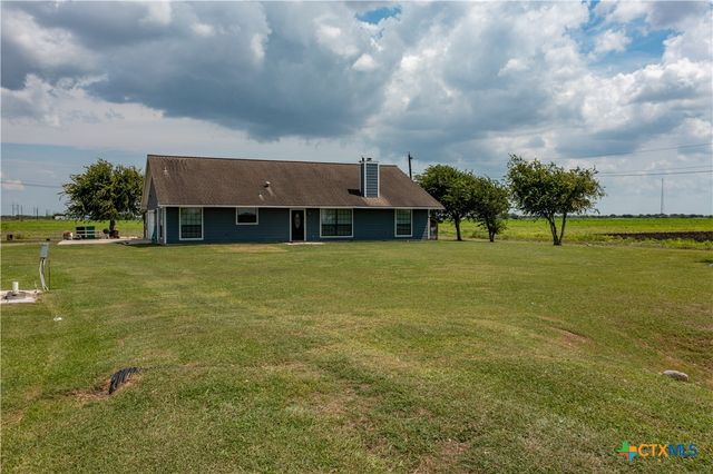 2507 Boyd Road, Port Lavaca, TX 77979