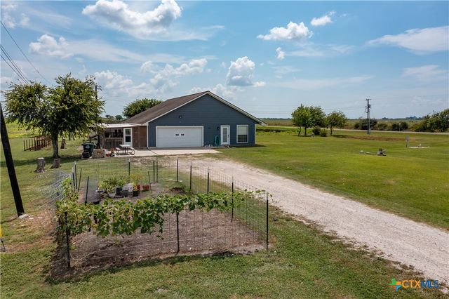 2507 Boyd Road, Port Lavaca, TX 77979