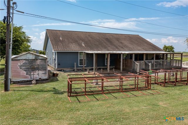 2507 Boyd Road, Port Lavaca, TX 77979