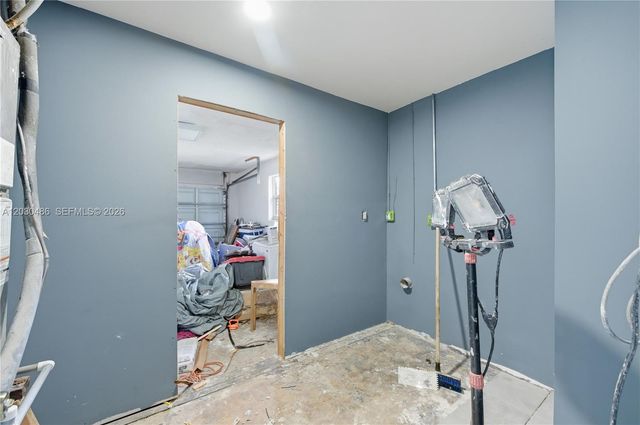 4801 NW 17th St, Lauderhill, FL 33313
