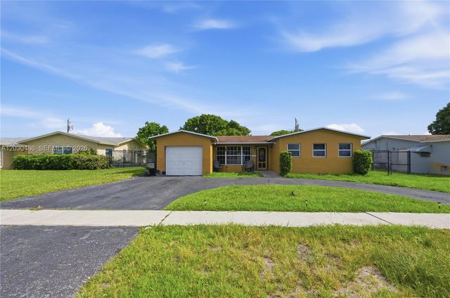 4801 NW 17th St, Lauderhill, FL 33313
