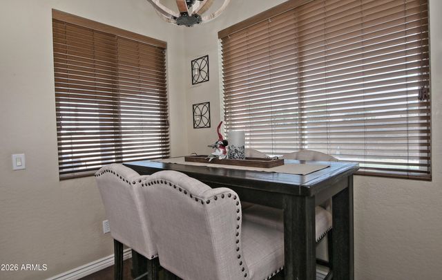 839 W SAGUARO Lane, San Tan Valley, AZ 85143