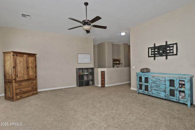 839 W SAGUARO Lane, San Tan Valley, AZ 85143