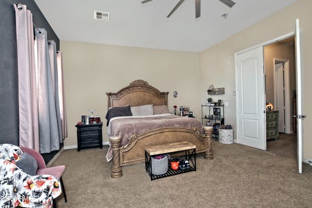 839 W SAGUARO Lane, San Tan Valley, AZ 85143