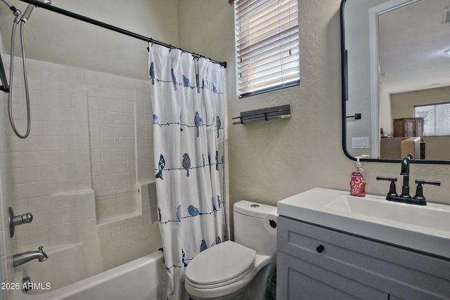 839 W SAGUARO Lane, San Tan Valley, AZ 85143