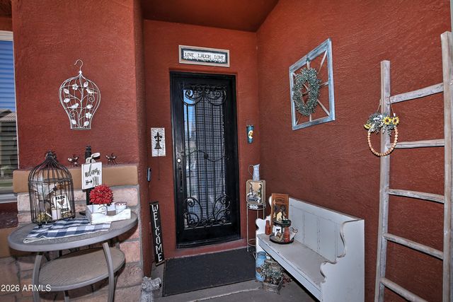 839 W SAGUARO Lane, San Tan Valley, AZ 85143