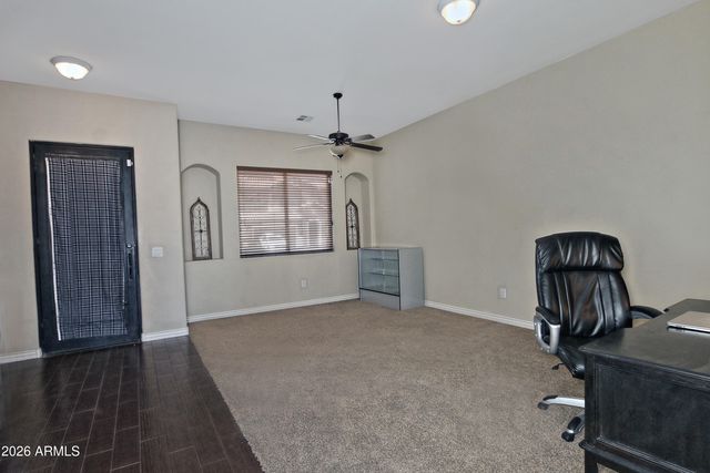 839 W SAGUARO Lane, San Tan Valley, AZ 85143