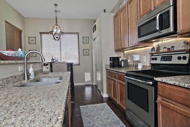 839 W SAGUARO Lane, San Tan Valley, AZ 85143