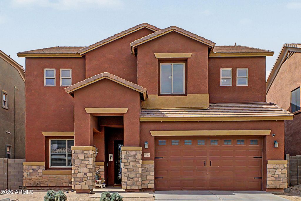 839 W SAGUARO Lane, San Tan Valley, AZ 85143 — photo 2